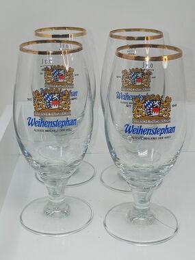 Weihenstephan Gold-Rimmed Beer Glasses with Crest - Set of 4